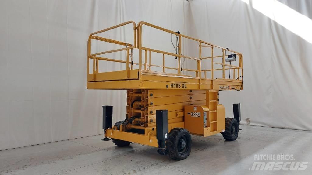 Haulotte HA 18 SXL Elevadores de tesoura