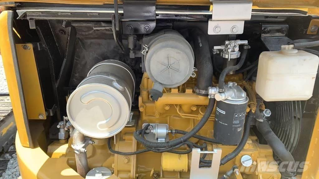 CAT 304 CR Mini Escavadoras <7t