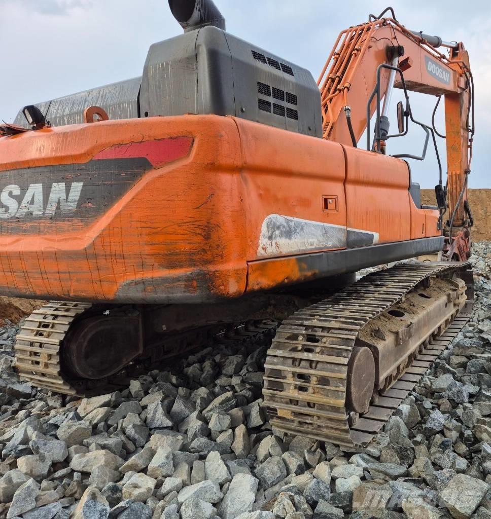 Doosan DX 300 LC-5 Escavadoras de rastos