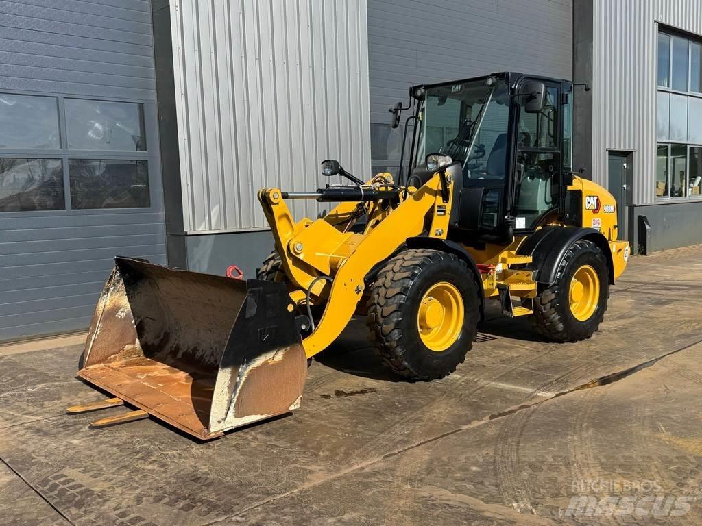 CAT 908M Pás carregadoras de rodas