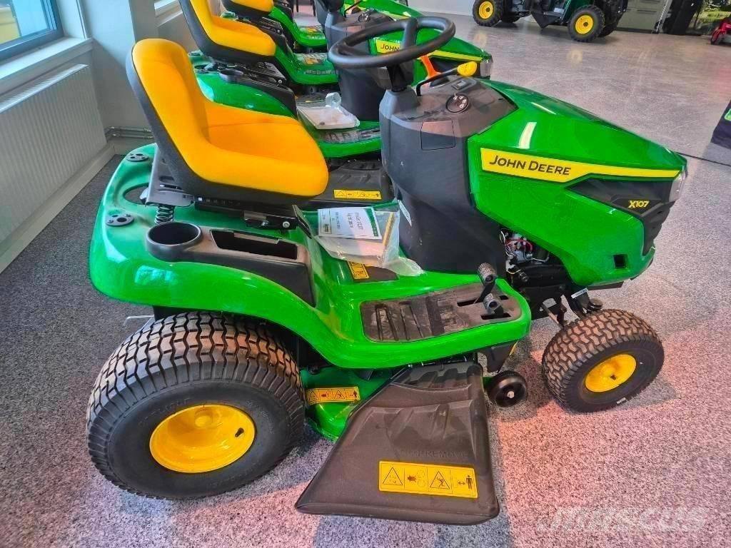 John Deere 107 R Corta-Relvas Riders
