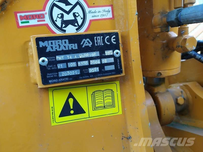  MORO PNT 14 Charruas convencionais