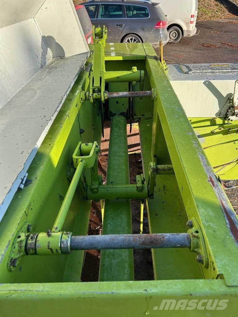 CLAAS Markant 51 Enfardadeira de fardos quadrados