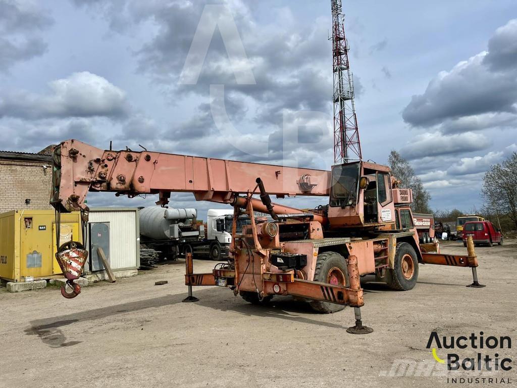 Grove AT 633 B Camiões grua