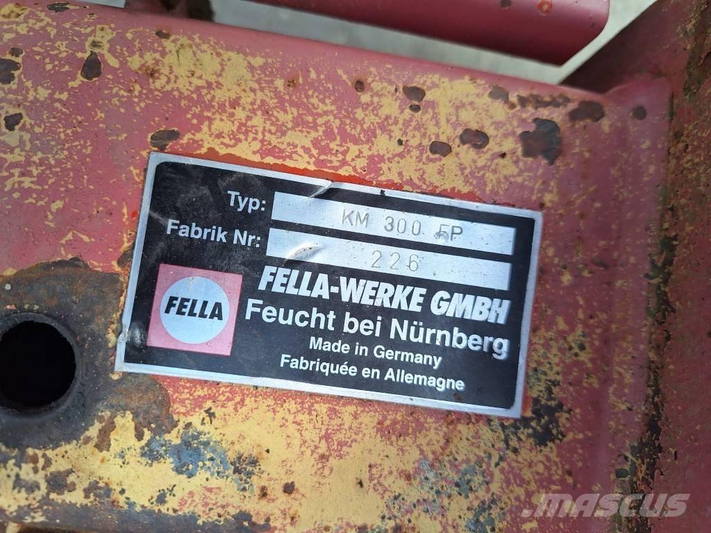 Fella KM 300 FP Gadanheiras