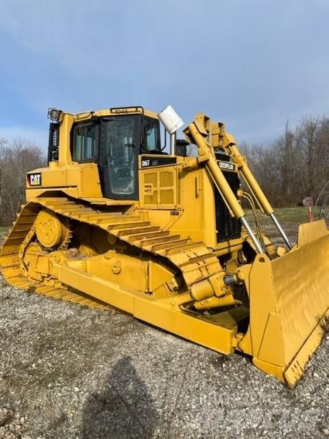 CAT D 6 T LGP Dozers - Tratores rastos