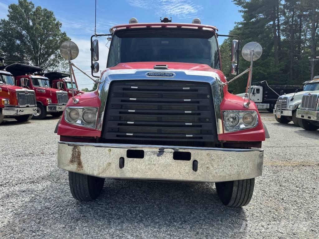 Freightliner 114 SD Camiões basculantes