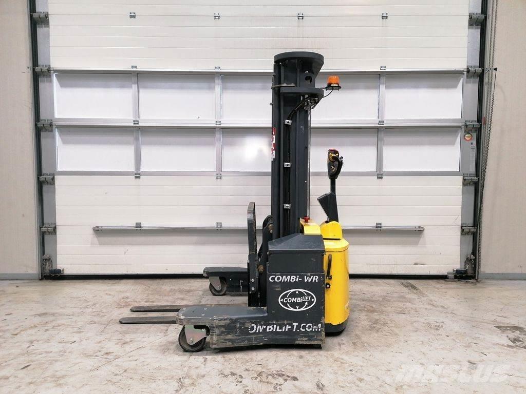 Combilift WR4 Carregadores laterais