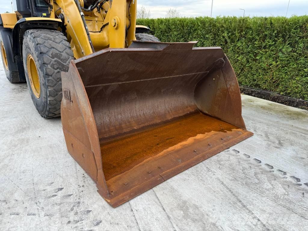 CAT 930 M Pás carregadoras de rodas