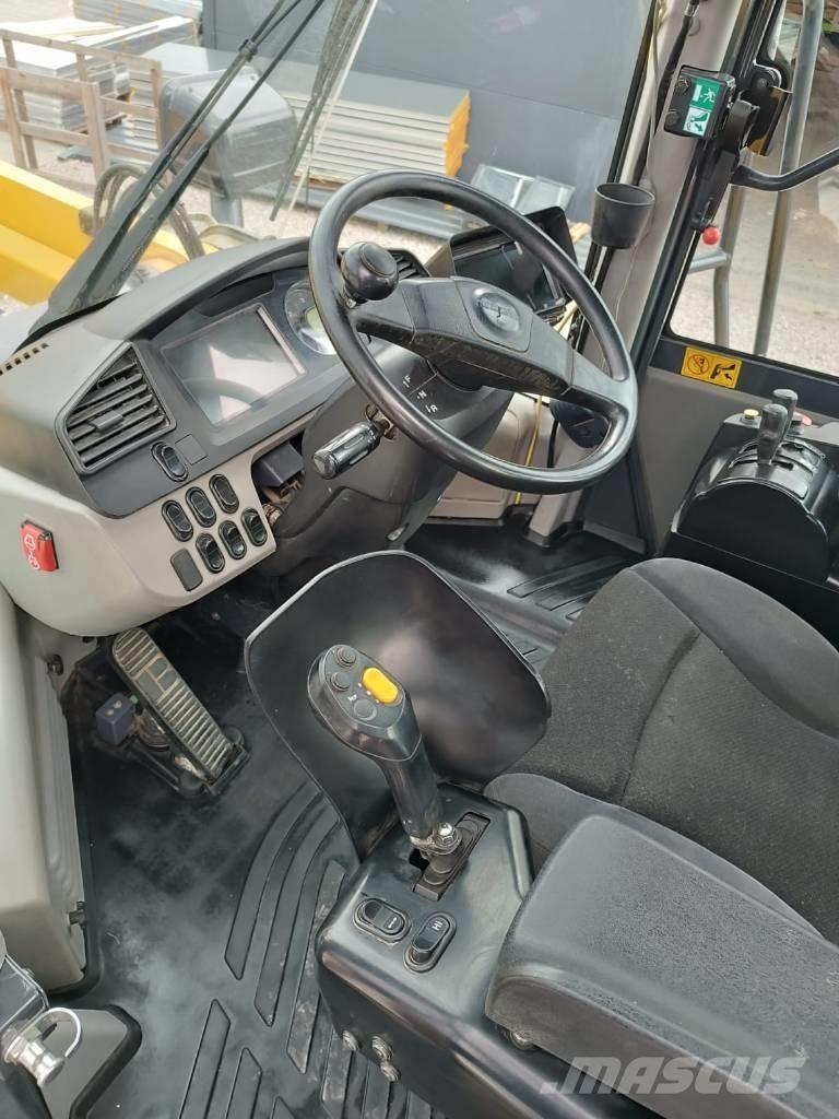 Komatsu WA 500 Pás carregadoras de rodas