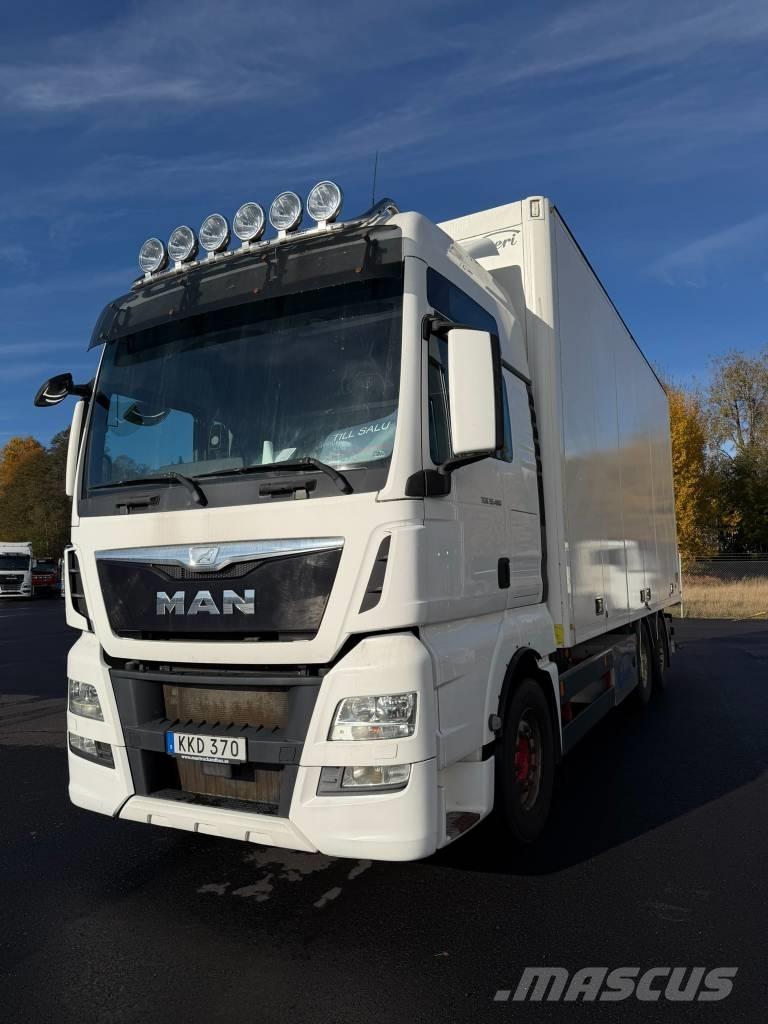 MAN TGX 26.480 6x2 Camiões de caixa fechada