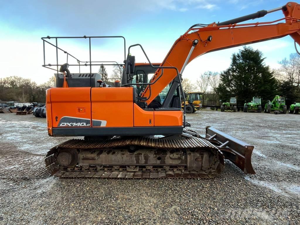 Doosan DX 140 LC-5 Escavadoras de rastos
