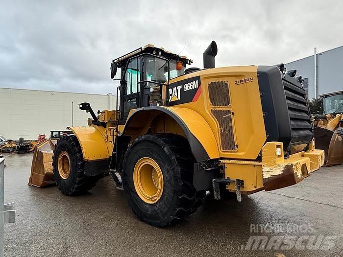 CAT 966M Pás carregadoras de rodas