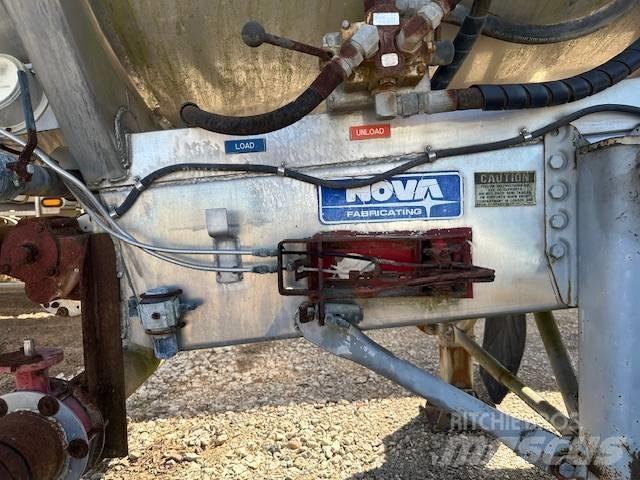  NOVA MC307 7000 GAL Reboques cisterna