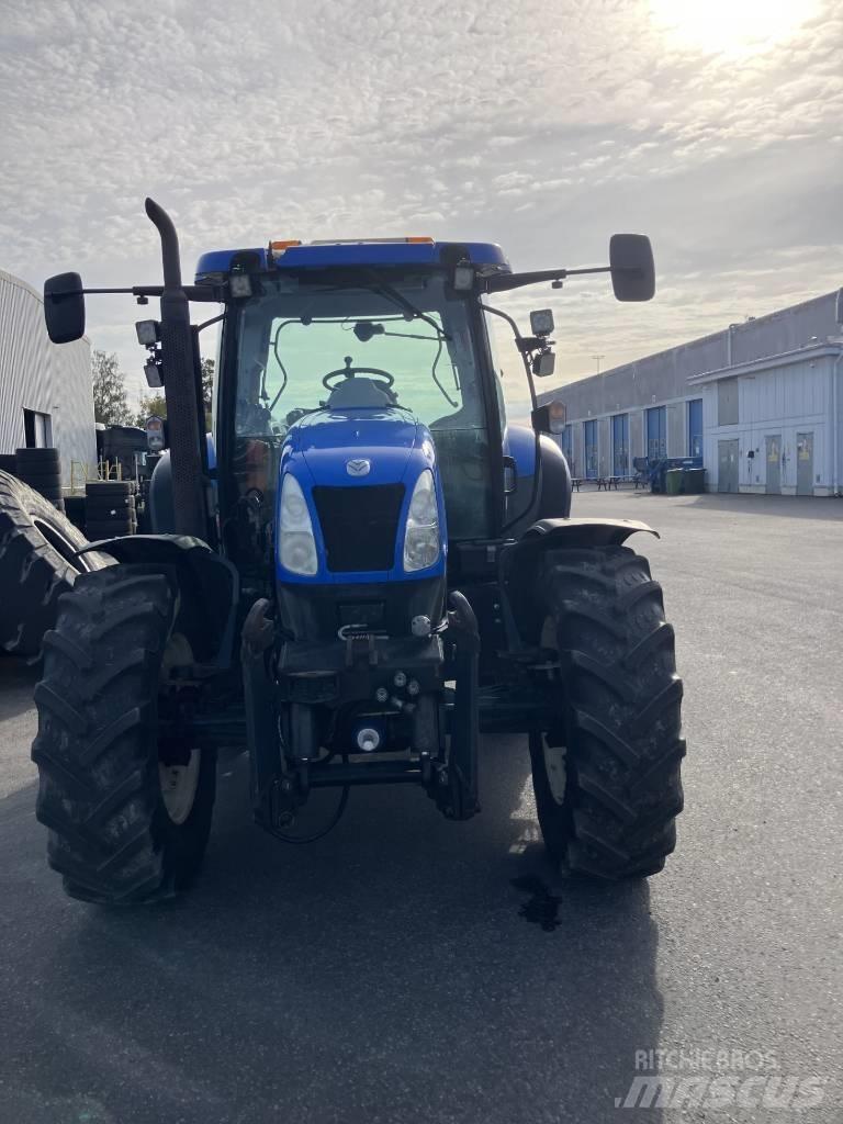 New Holland T 6020 Tratores Agrícolas usados