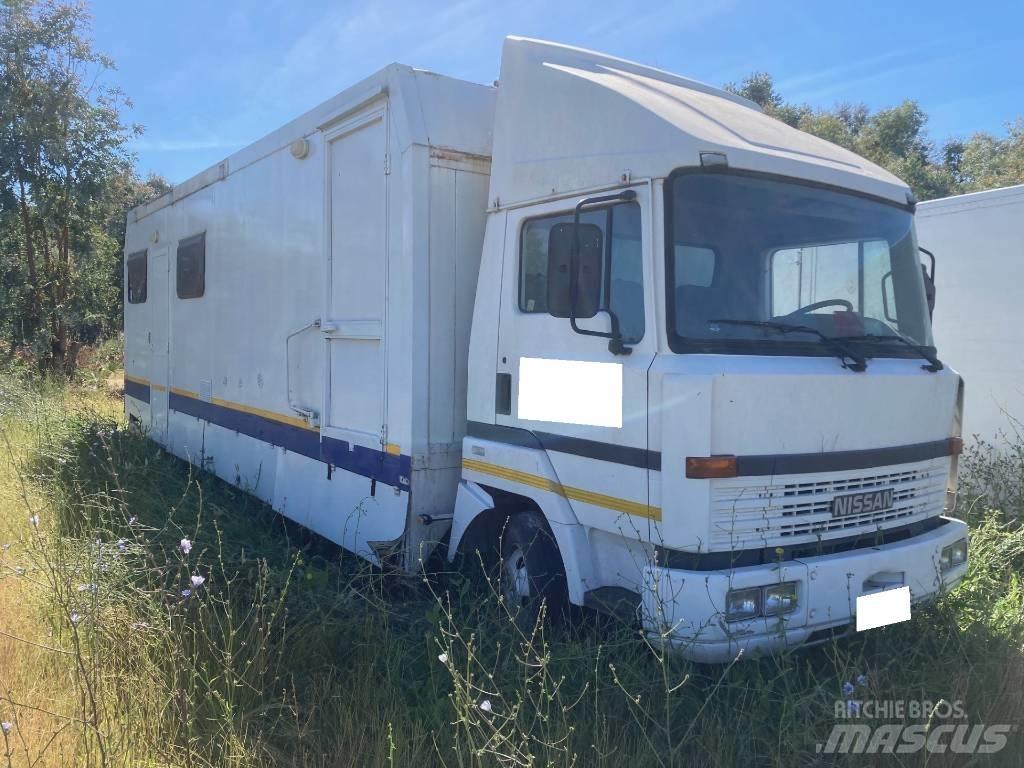 Nissan CAMPER L70 Autocaravanas e Caravanas
