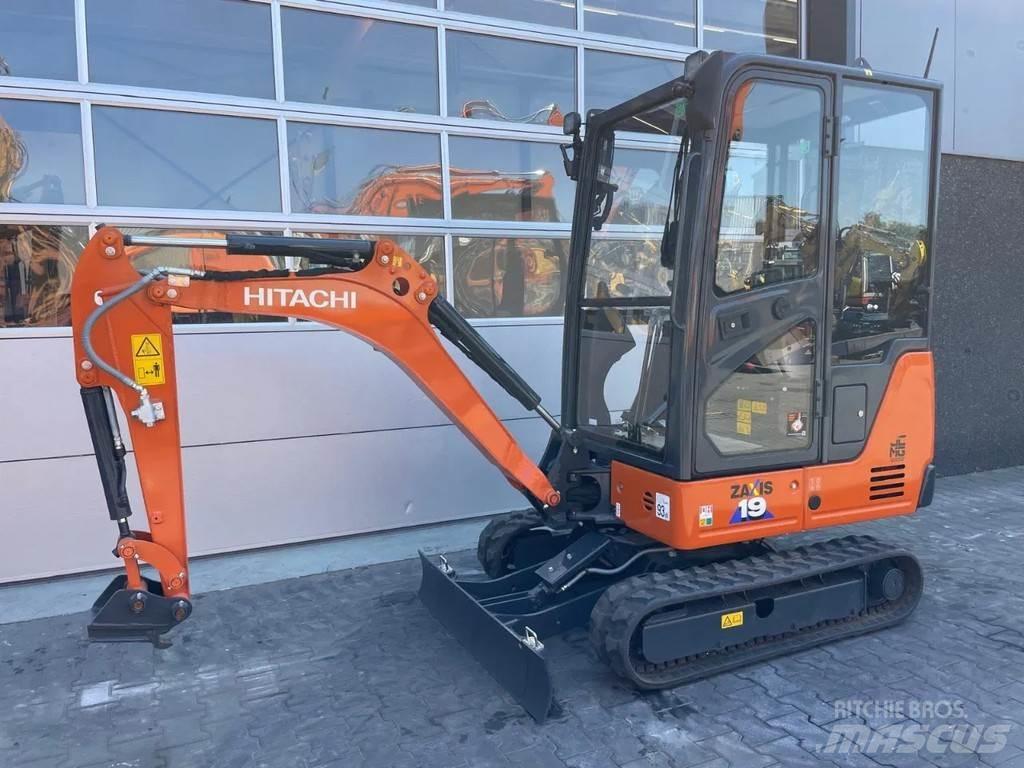 Hitachi ZX19-6 Mini Escavadoras <7t