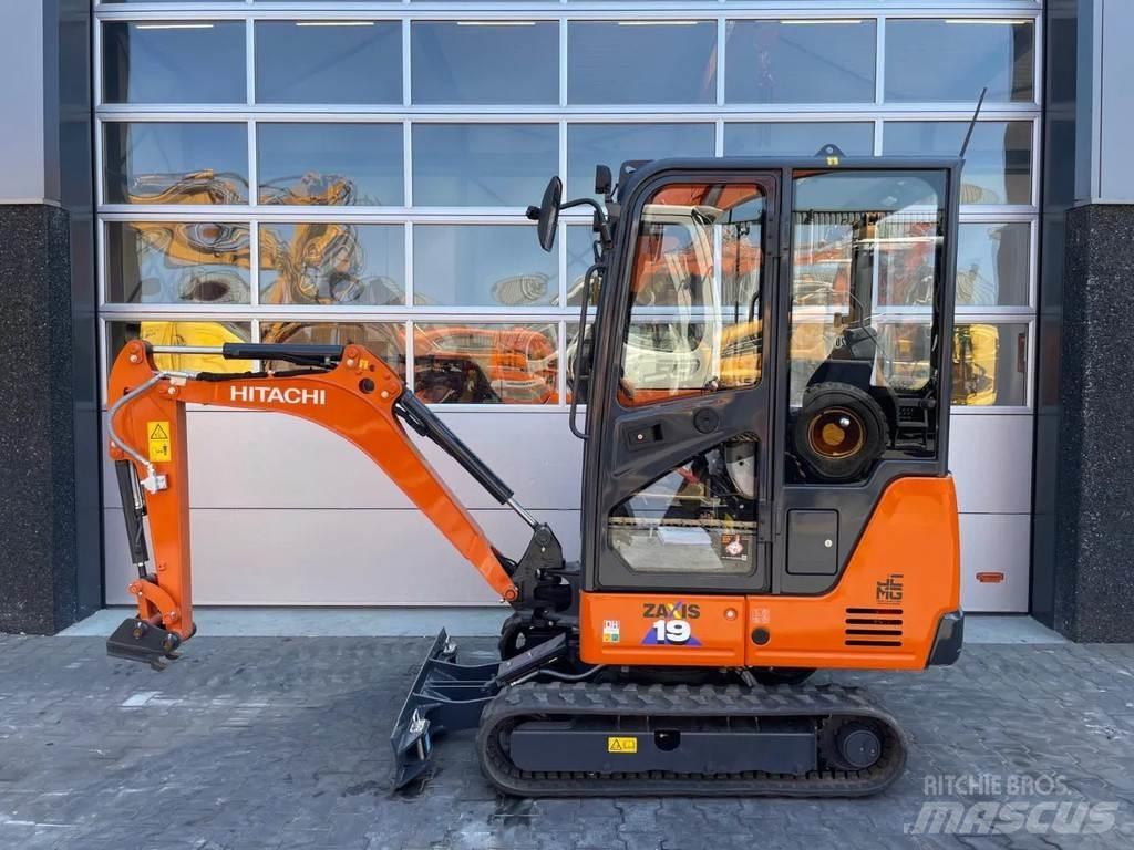 Hitachi ZX19-6 Mini Escavadoras <7t