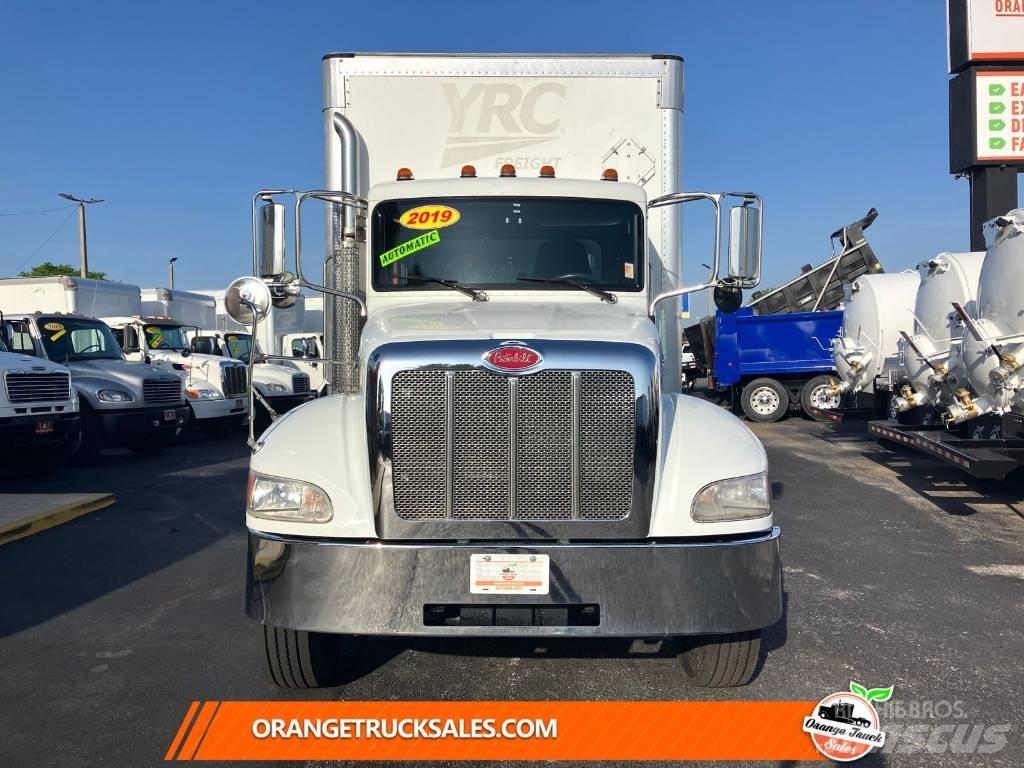 Peterbilt 337 Camiões de caixa fechada