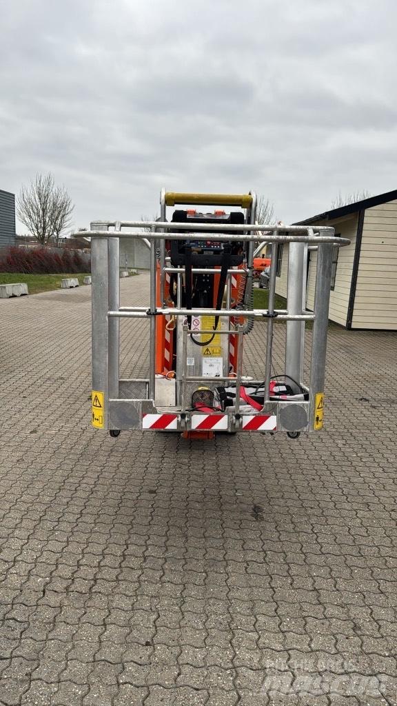 JLG X 20 J Plus Elevadores braços articulados