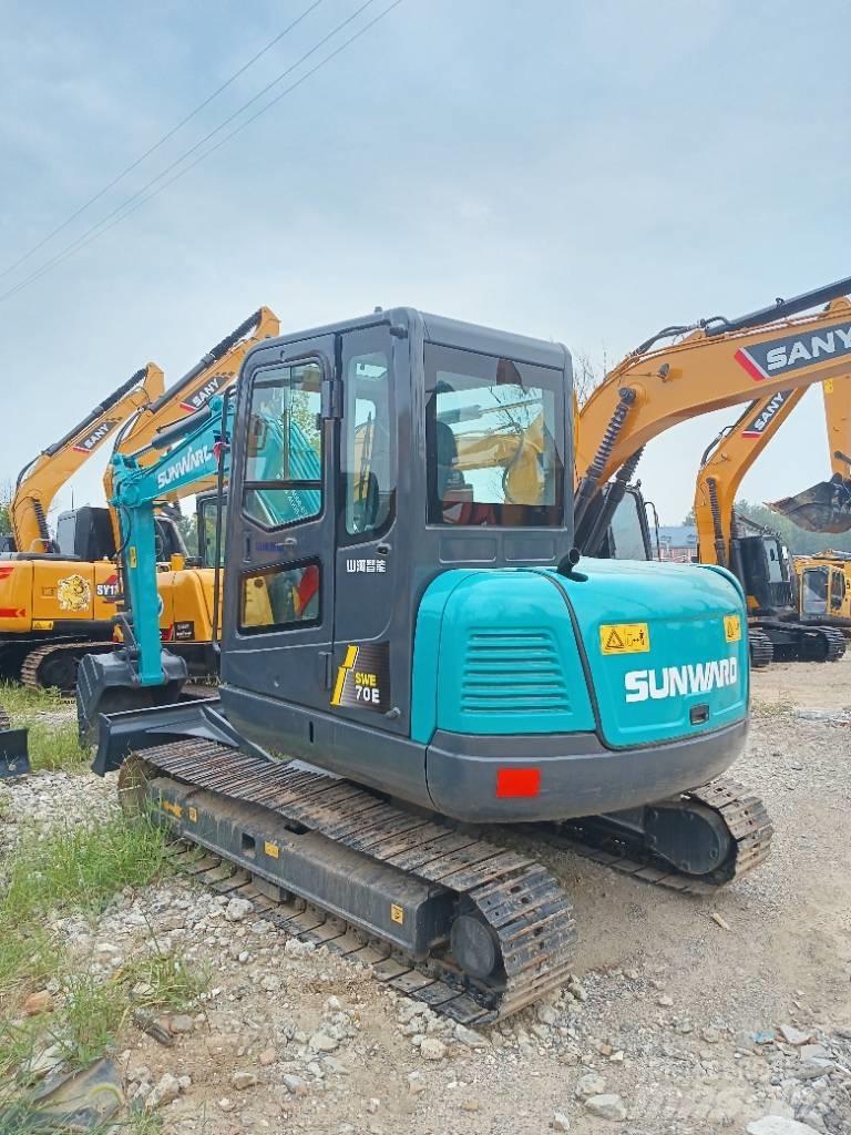 Sunward SWE70 Escavadoras Midi 7t - 12t