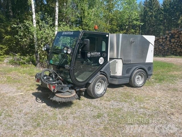 Nilfisk CR 3500 Varredoras