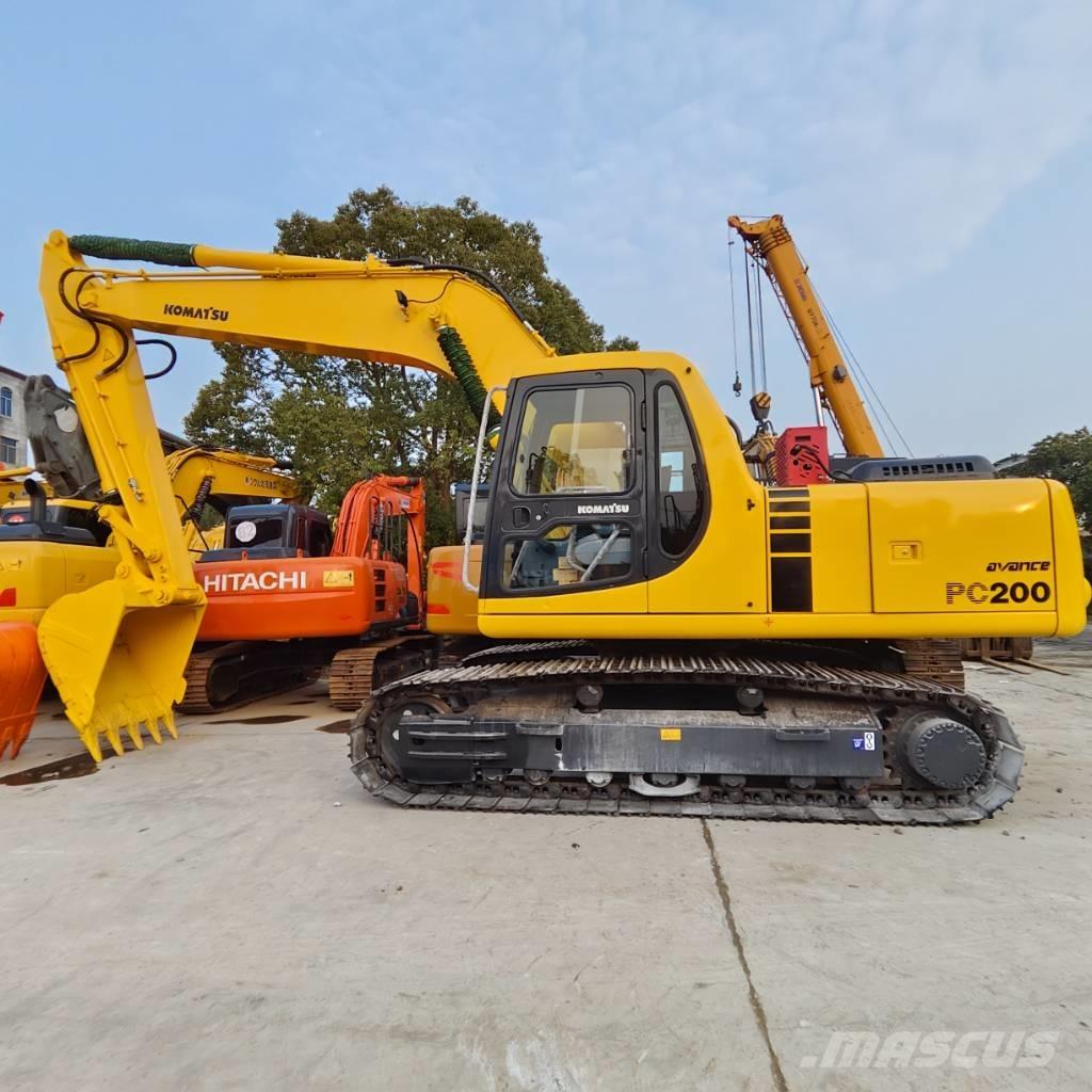 Komatsu PC 200-6 Escavadoras Midi 7t - 12t