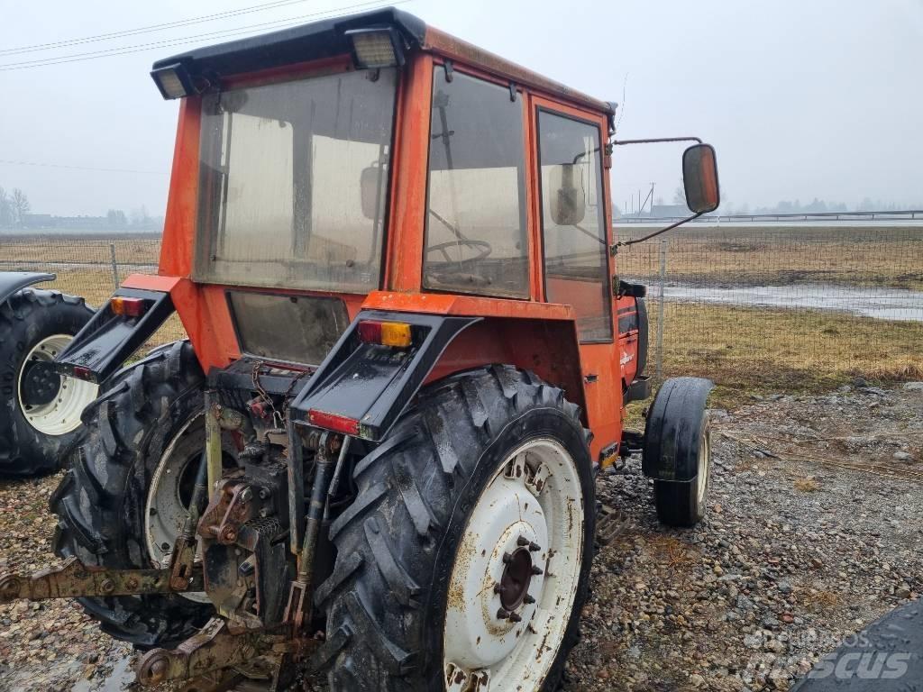 Valmet 505 Tratores Agrícolas usados