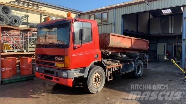 DAF CF 65.210 Camiões de caixa fechada
