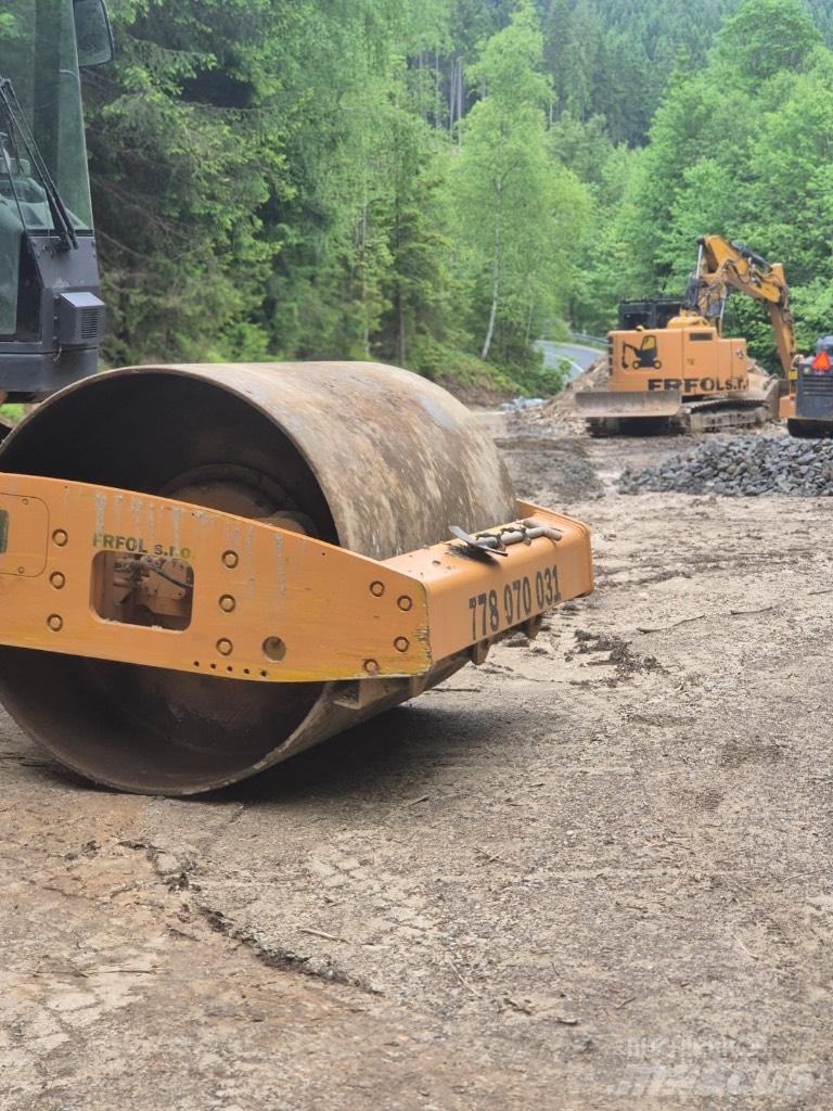 CAT CS 56 Cilindros Compactadores monocilíndricos