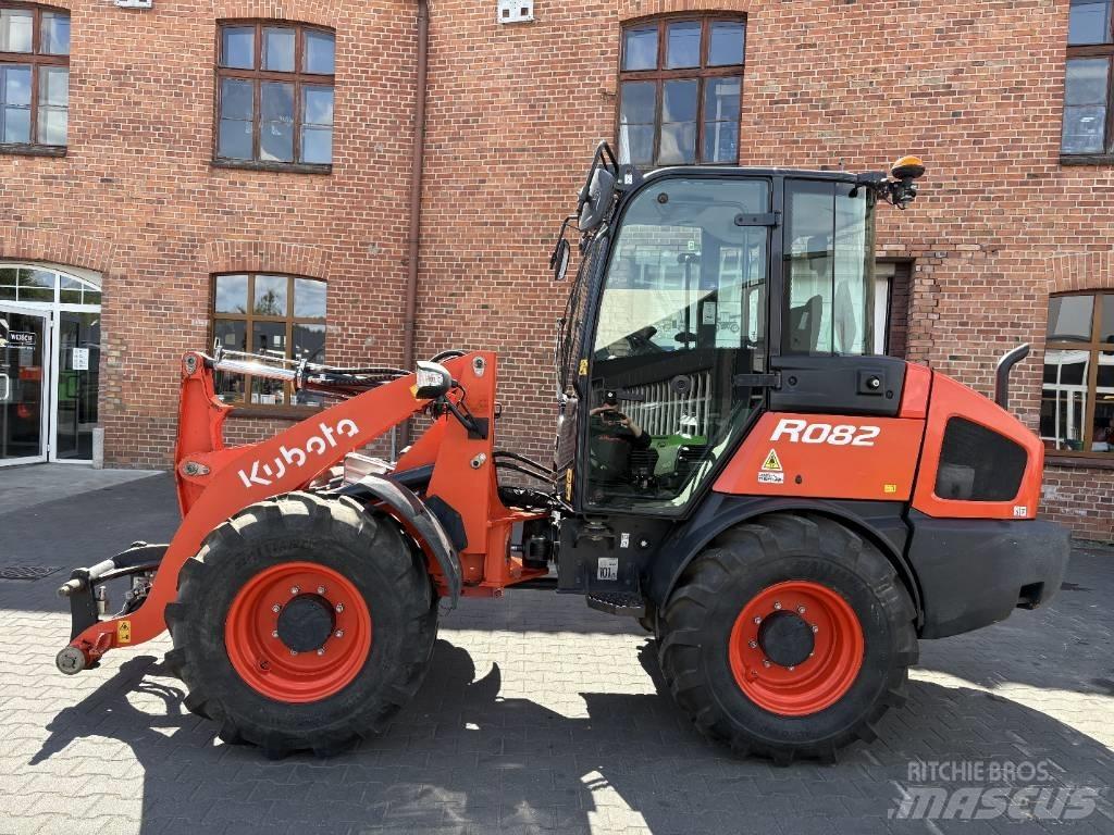 Kubota R 082 Pás carregadoras de rodas