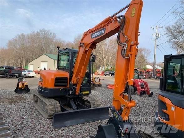 Doosan DX62R-3 Escavadoras de rastos