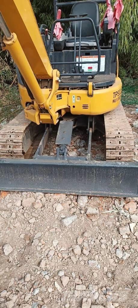 Komatsu PC35 Mini Escavadoras <7t