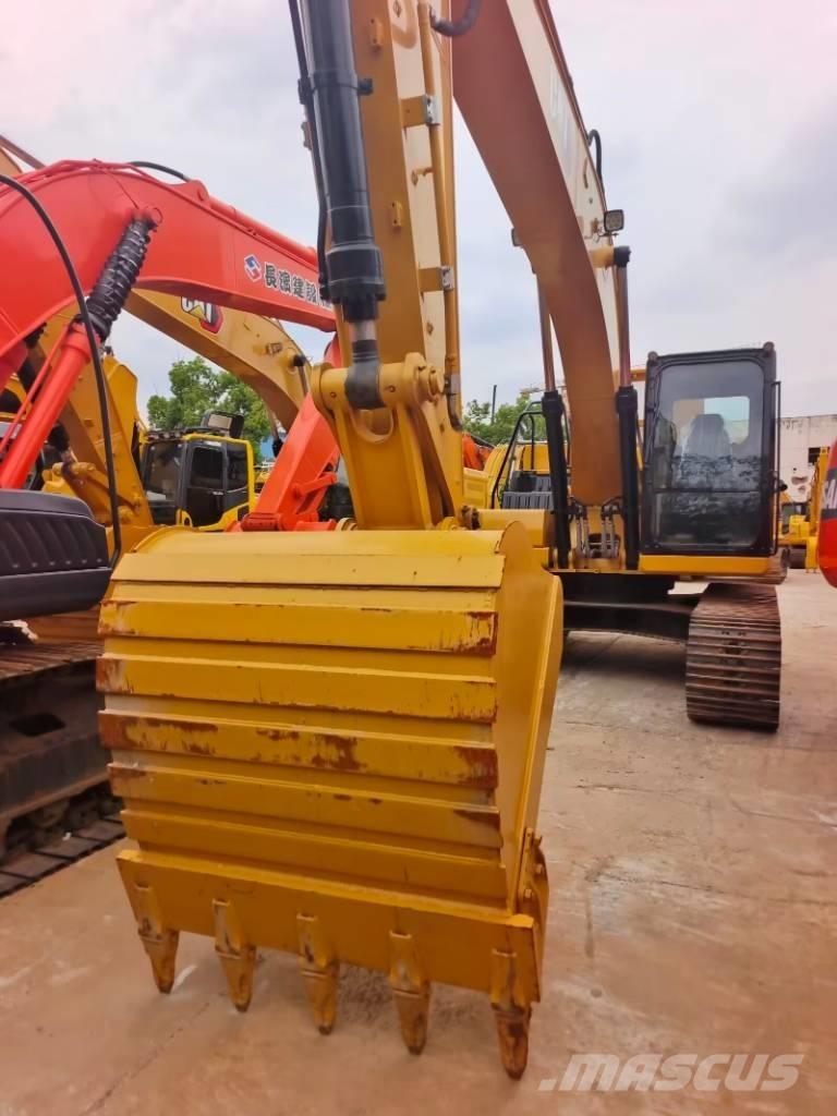 CAT 323 GC Escavadoras de rastos