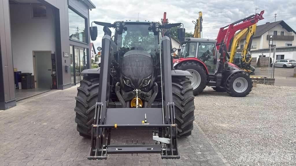Valtra N175 Tratores Agrícolas usados