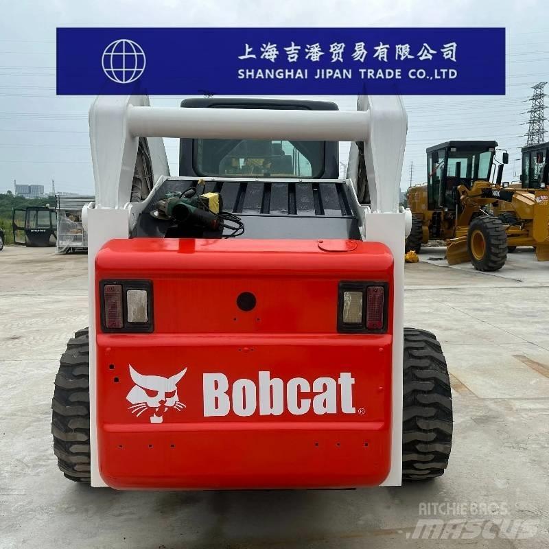 Bobcat S 300 Carregadoras de direcção deslizante