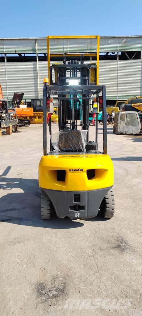 Komatsu FD 30 T-17 Empilhadores Diesel