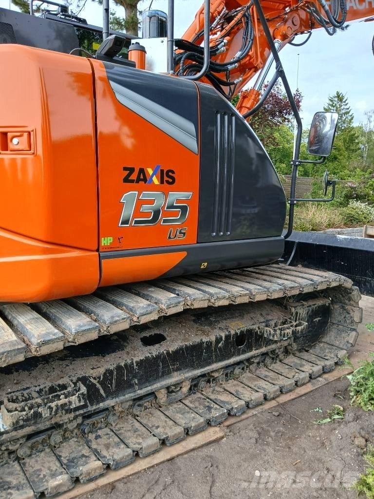 Hitachi ZX 135 US-7 Escavadoras de rastos