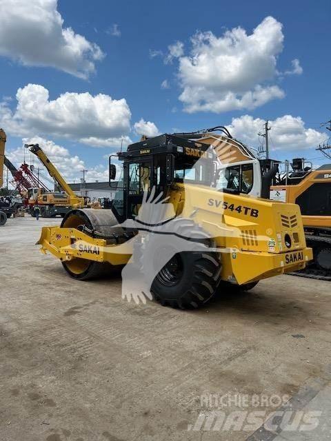 Sakai SV544TB Cilindros Compactadores monocilíndricos