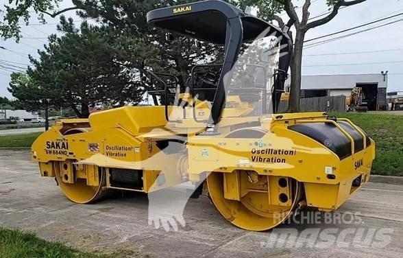 Sakai SW884ND Cilindros Compactadores monocilíndricos