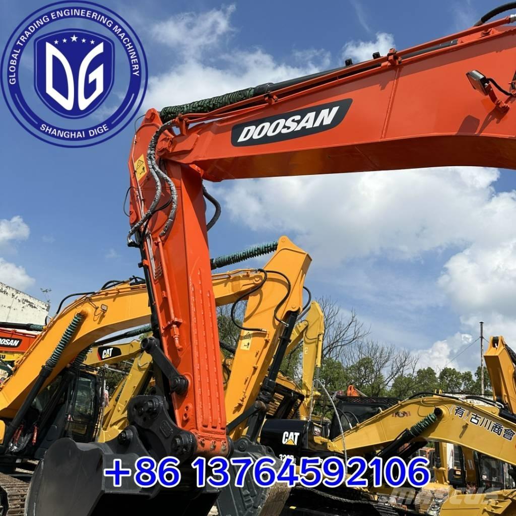 Doosan DX300LC-9C Escavadoras de rastos