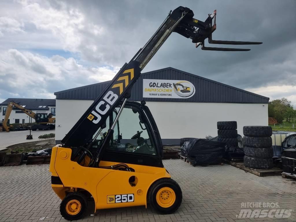 JCB TLT 25 D Manipuladores telescópicos