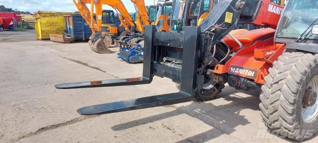 Manitou PFB Manipuladores telescópicos