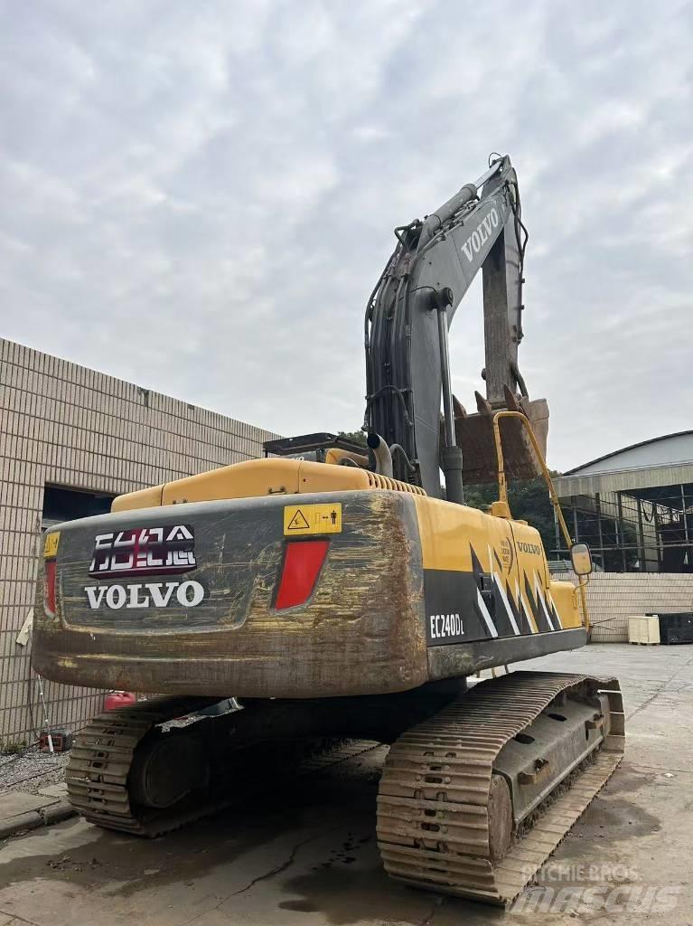 Volvo 240DL Escavadoras de rastos