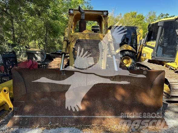 CAT D6D Dozers - Tratores rastos
