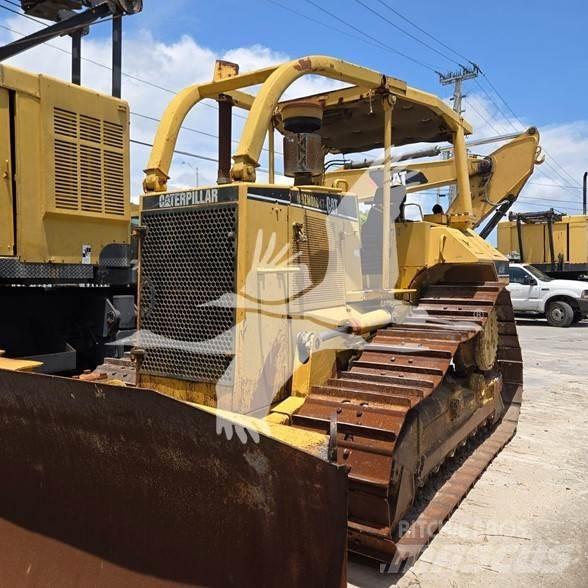 CAT D6M Dozers - Tratores rastos