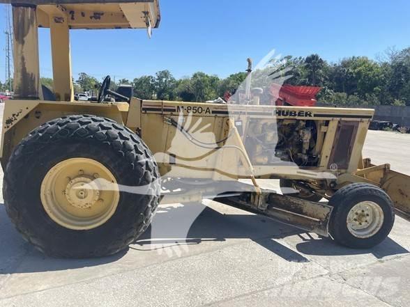 Huber M850A Motoniveladoras