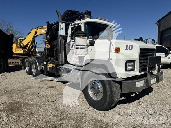 Mack RD688S Tractores (camiões)
