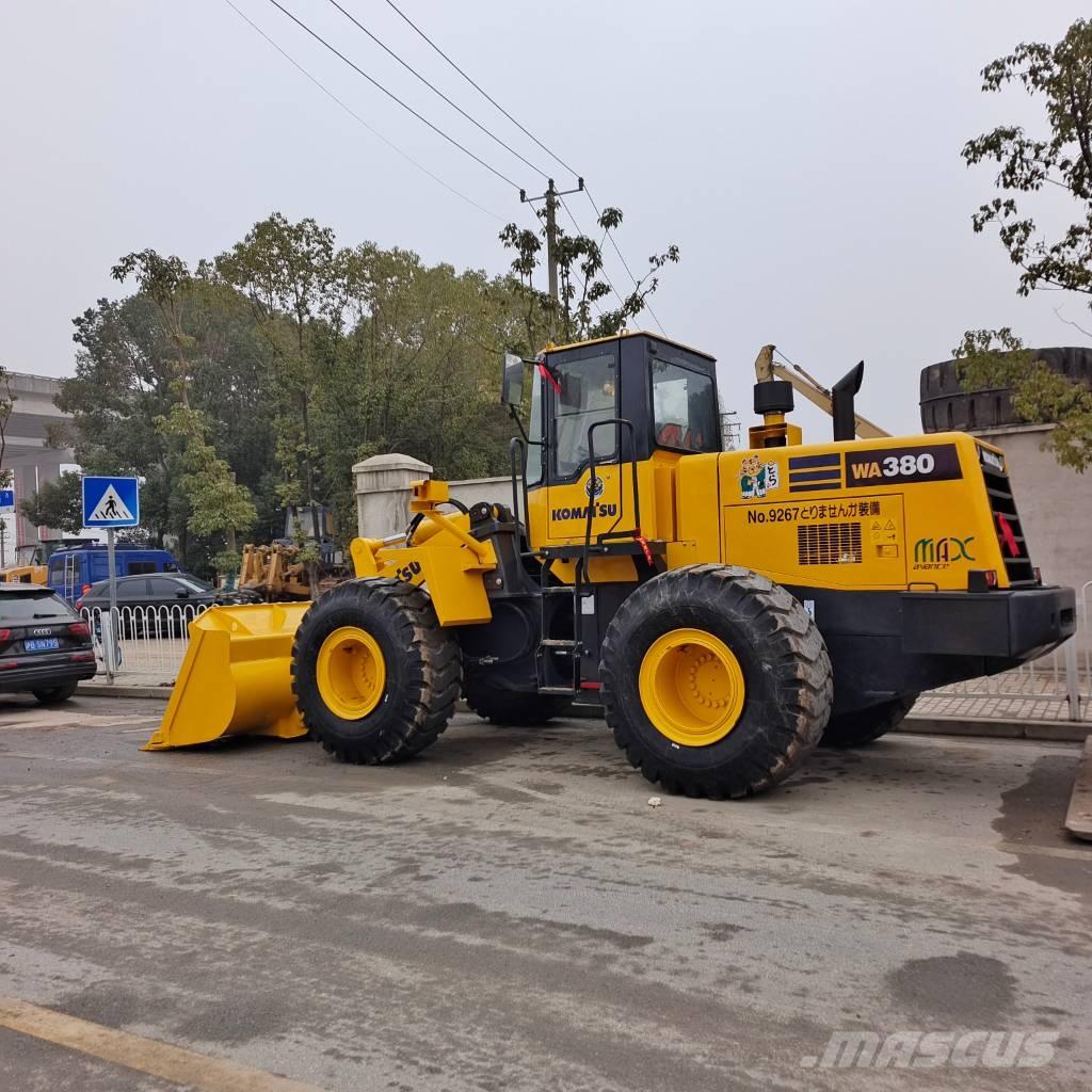 Komatsu WA 380 Pás carregadoras de rodas