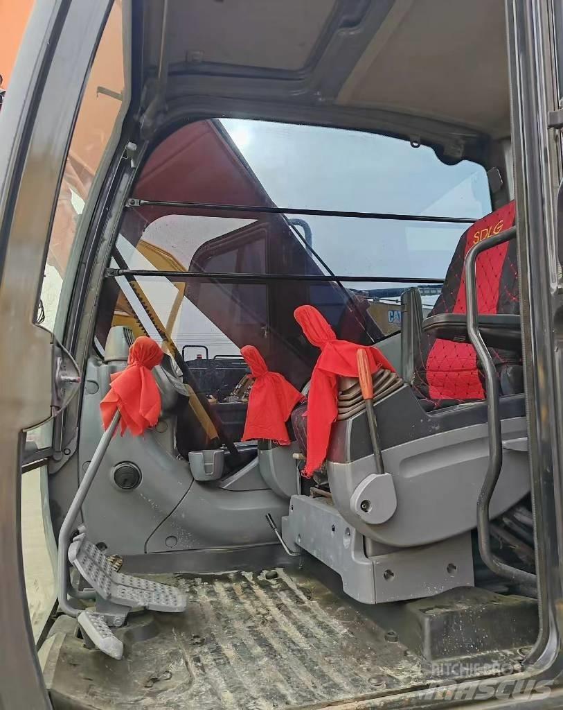 Hitachi 200 Escavadoras de rastos